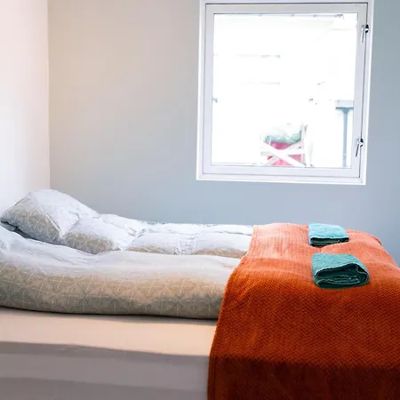 Spacious Aurora Apartment, King Beds Lejlighed